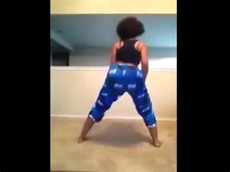 Black ass twerk Search